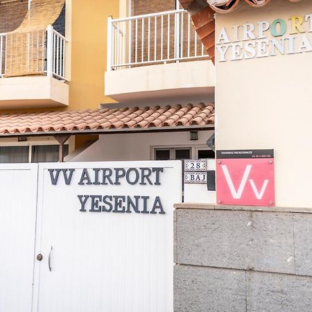 Yesenia Vv Airport Apartman El Matorral Kültér fotó