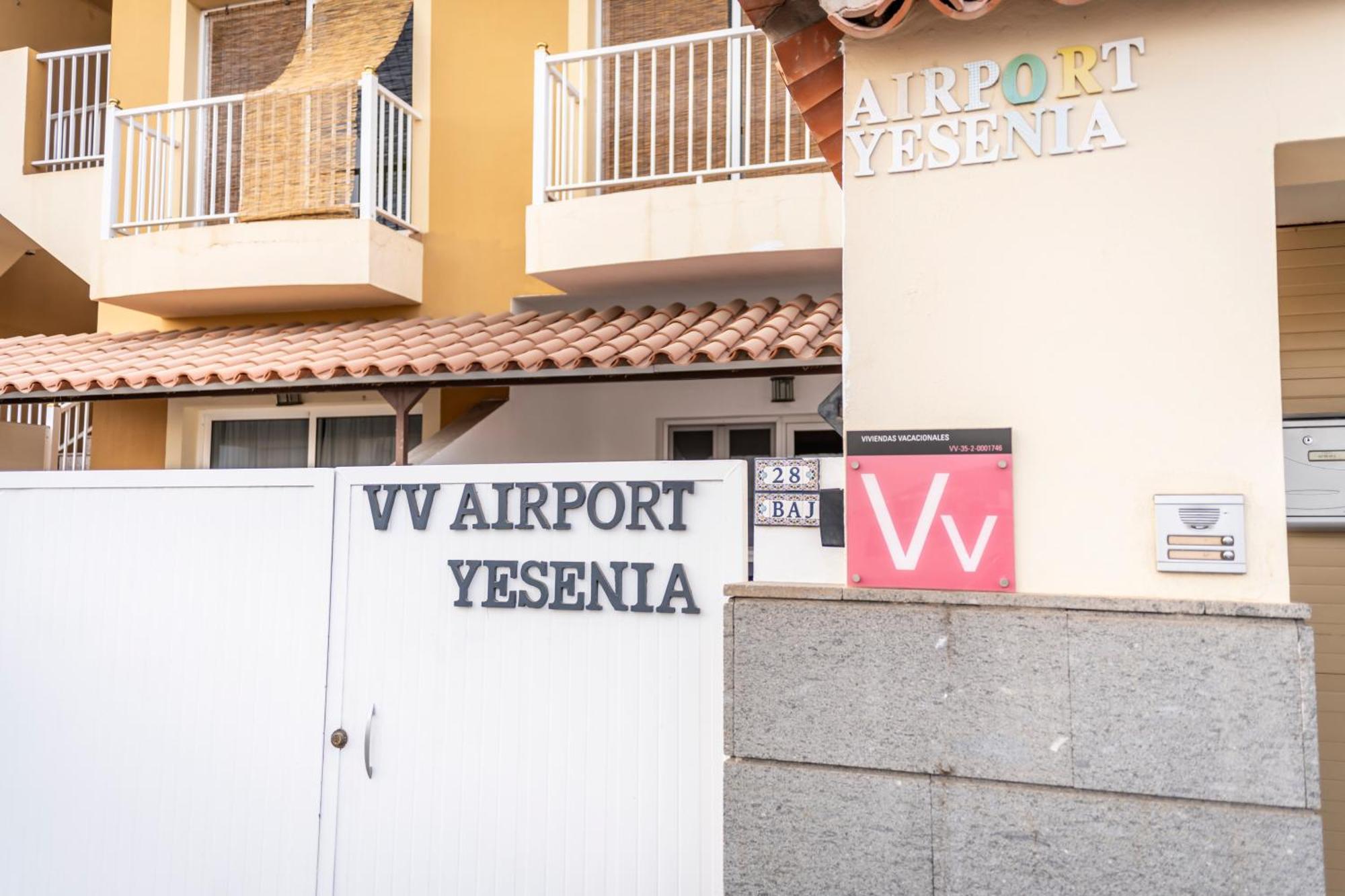 Yesenia Vv Airport Apartman El Matorral Kültér fotó